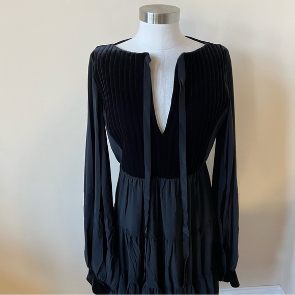 Chiara Boni Tie-Neck Puff-Sleeve Full Skirt Peasant Dress 17330 - Picture 4 of 9